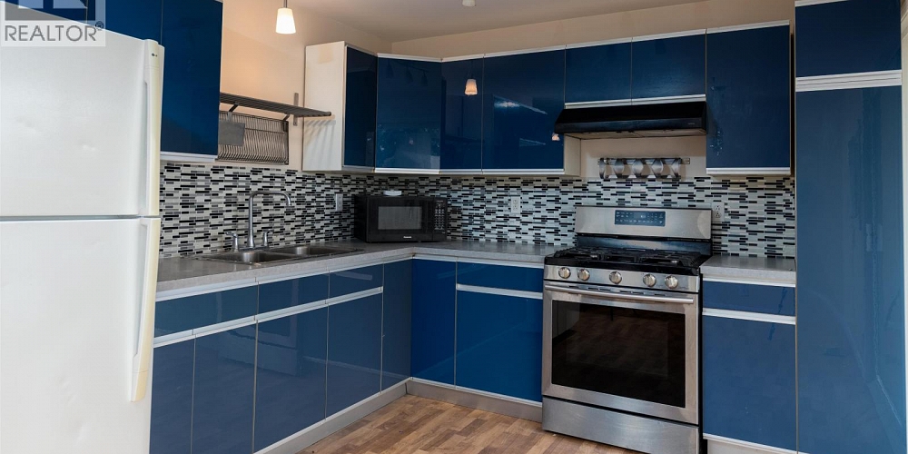 4821 PARK AVENUE Terrace Photo 13 4821 PARK AVENUE Terrace Photo 13